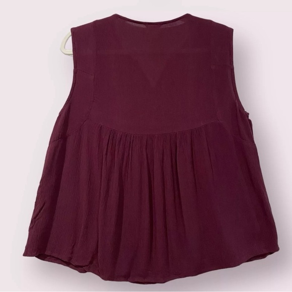 Aeropostale Sleeveless Embroidered Split Neck Top Size Small Summer Boho Chic XS - Picture 2 of 7